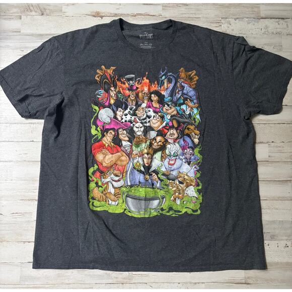 Disney Villains T-Shirt - Size M - Excellent Condition - Picture 1 of 2